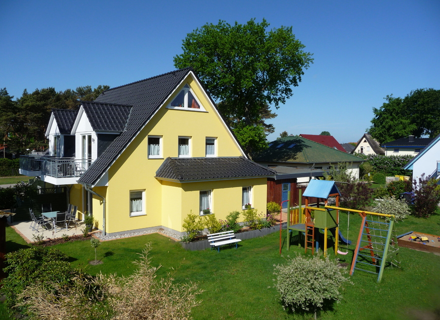 Ferienhaus mit Spielplatz