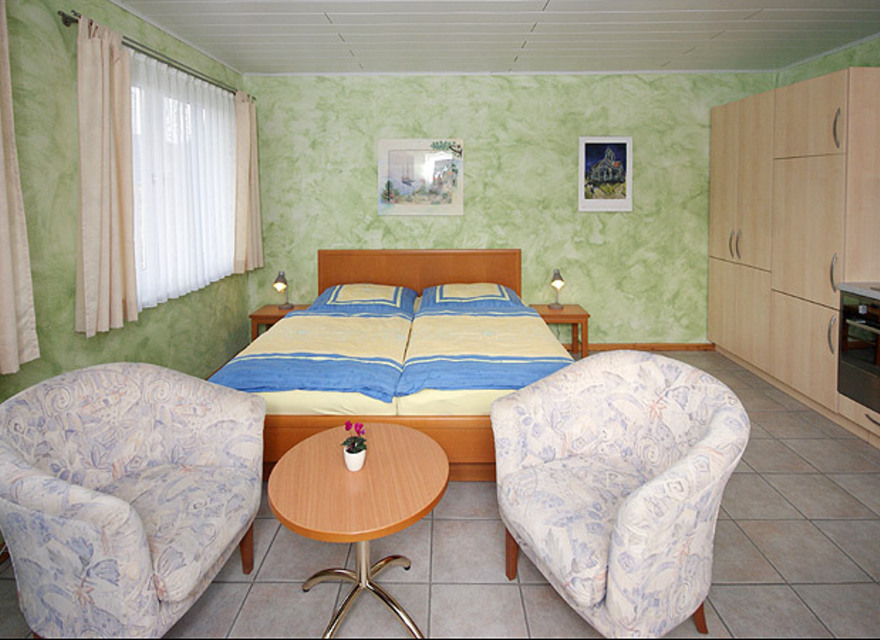 Wohn- Schlafzimmer