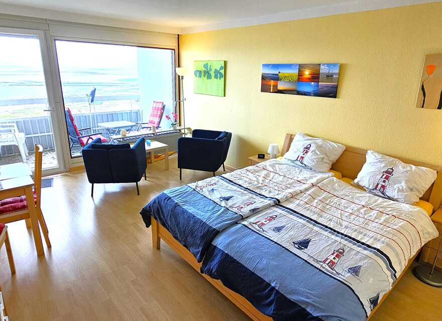 Wohn-/Schlafzimmer