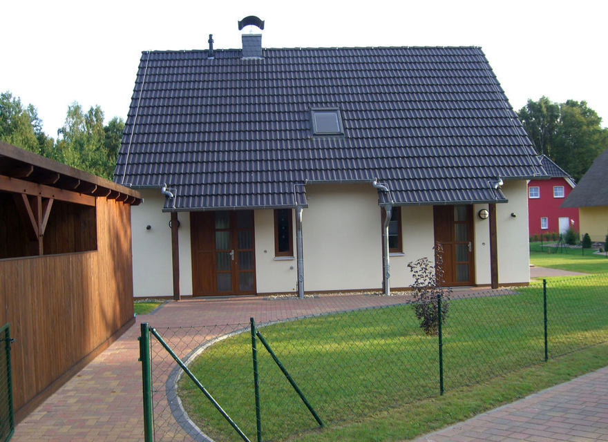 Aussenansicht mit Carport