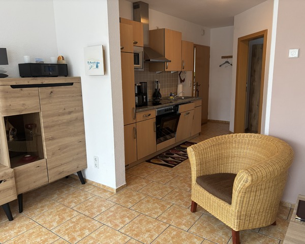 Ferienwohnung Zinnowitz : Wohn-/ Essbereich mit EBK Ferienwohnung Zinnowitz : Wohn-/ Essbereich mit EBK