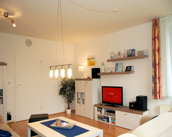 Ferienwohnung Boltenhagen : Modernes, helles Wohnzimmer Ferienwohnung Boltenhagen : Modernes, helles Wohnzimmer