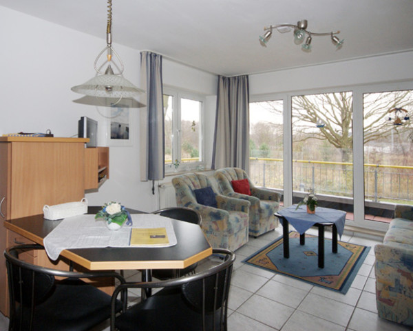 Ferienwohnung Heringsdorf : Wohnzimmer mit Essplatz Ferienwohnung Heringsdorf : Wohnzimmer mit Essplatz