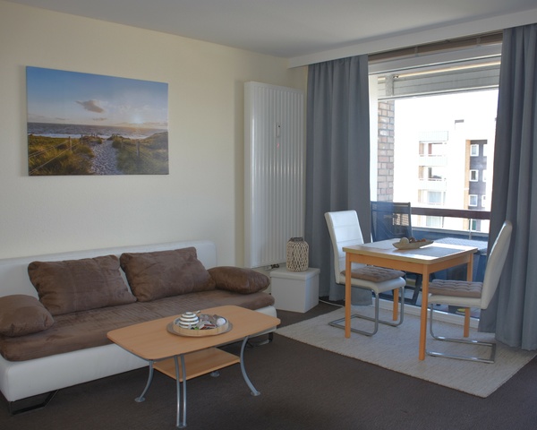 Ferienwohnung Büsum : Wohnzimmer mit Esstisch Ferienwohnung Büsum : Wohnzimmer mit Esstisch