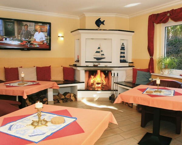 Ferienwohnung Heringsdorf : gemütliches Kaminzimmer Ferienwohnung Heringsdorf : gemütliches Kaminzimmer