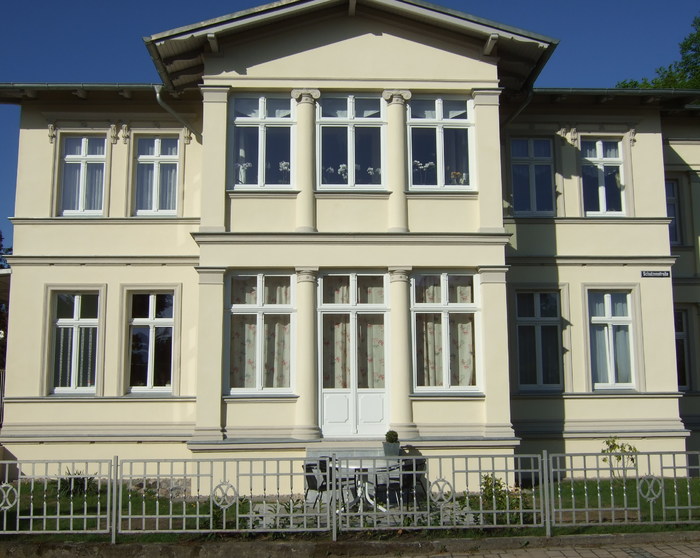 Aussenansicht der Villa exklusiv usedom