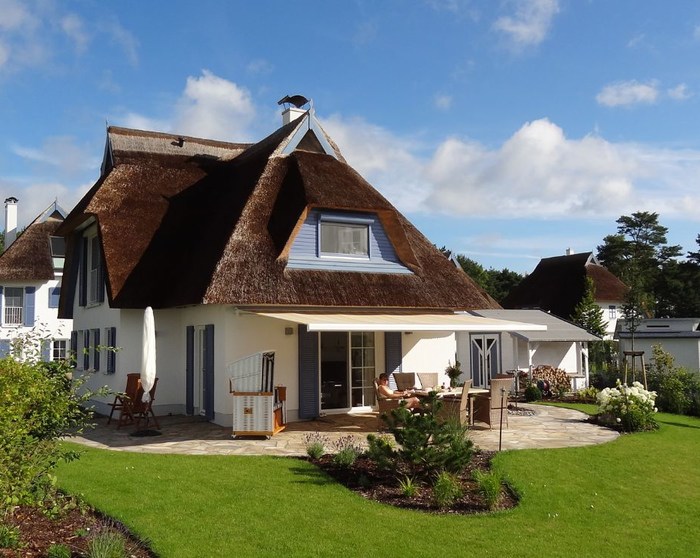 Ferienhaus von der Gartenseite exklusiv usedom